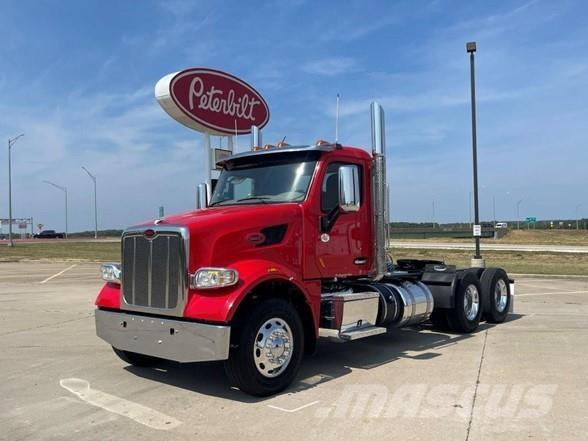 Peterbilt 567 Тягачі