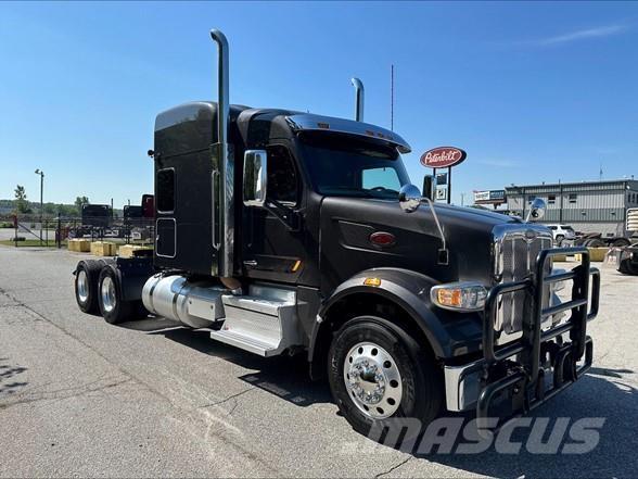 Peterbilt 567 Тягачі