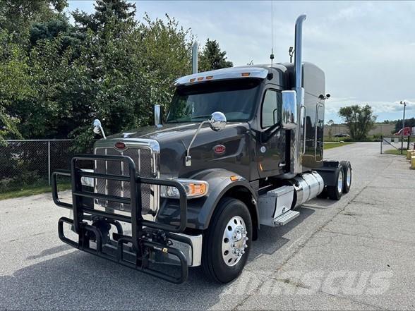 Peterbilt 567 Тягачі