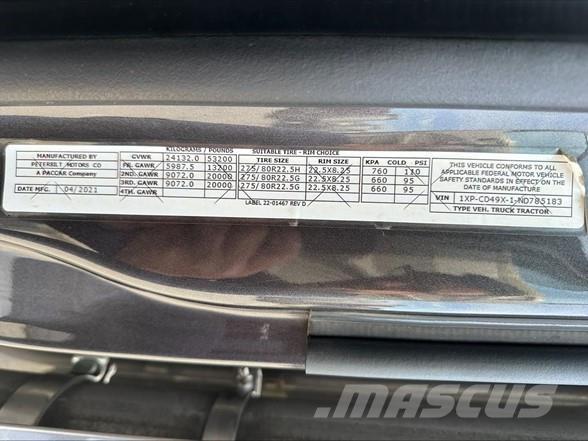 Peterbilt 567 Тягачі
