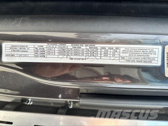 Peterbilt 567 Тягачі