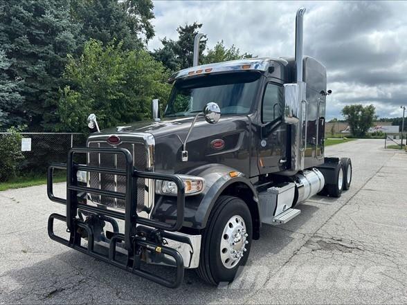 Peterbilt 567 Тягачі
