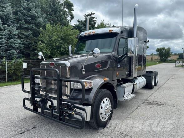 Peterbilt 567 Тягачі