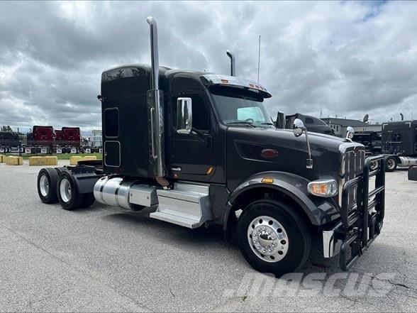 Peterbilt 567 Тягачі