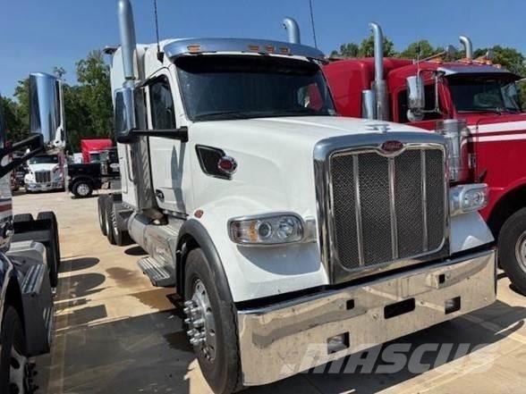 Peterbilt 567 Тягачі