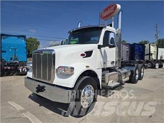 Peterbilt 567 Тягачі