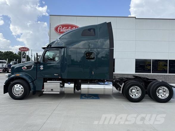 Peterbilt 567 Тягачі