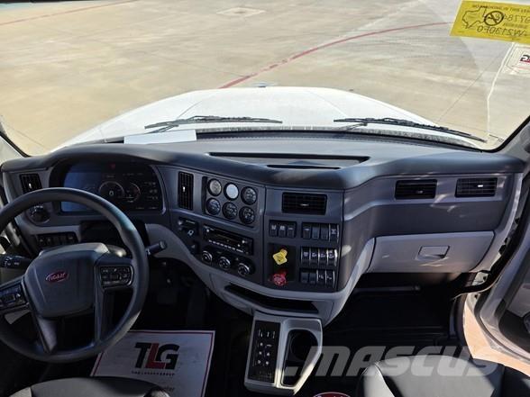 Peterbilt 567 Самоскиди