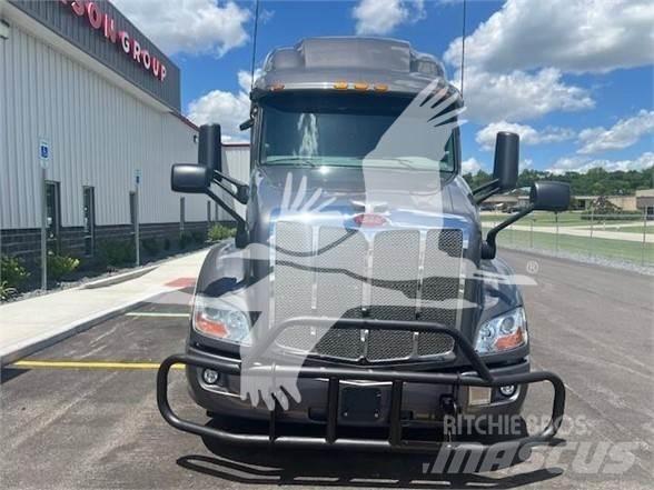 Peterbilt 579 Тягачі
