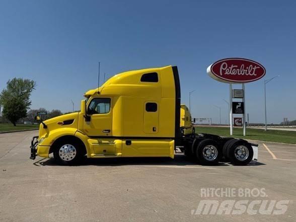 Peterbilt 579 Тягачі