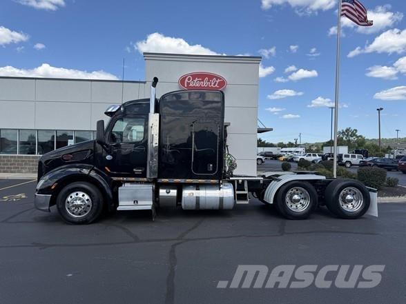 Peterbilt 579 Тягачі