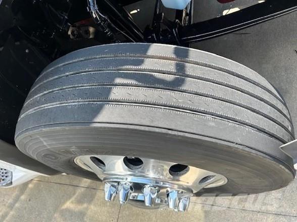 Peterbilt 579 Тягачі