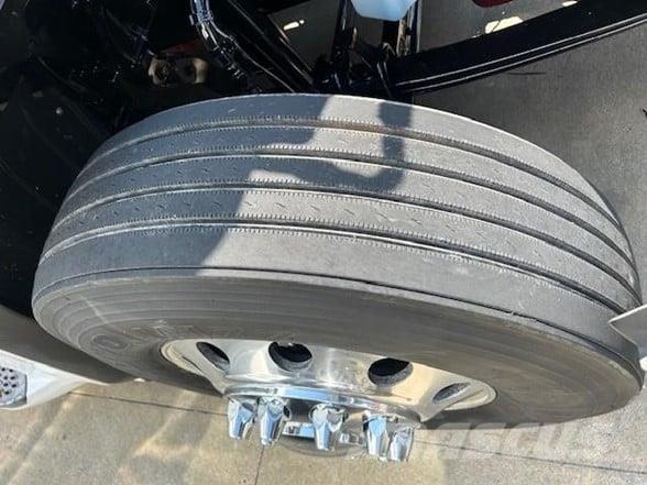 Peterbilt 579 Тягачі