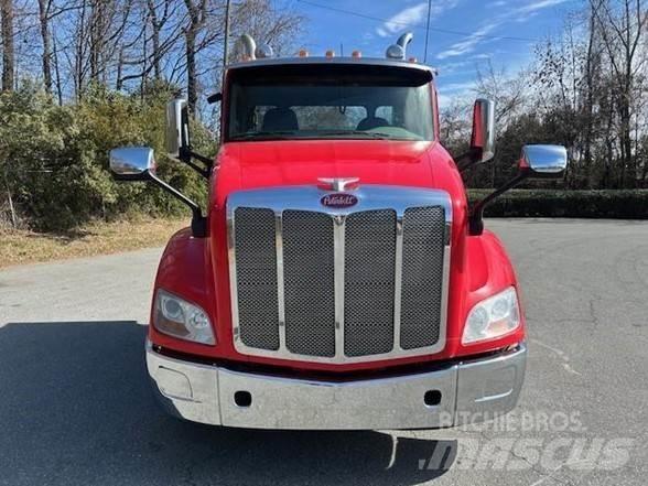 Peterbilt 579 Тягачі