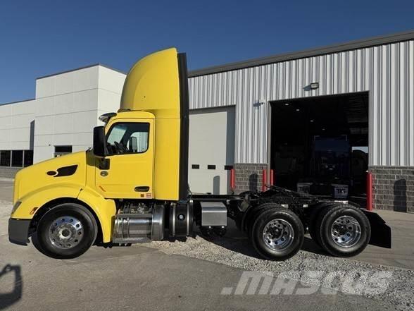 Peterbilt 579 Тягачі