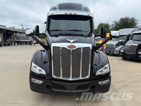 Peterbilt 579 Тягачі