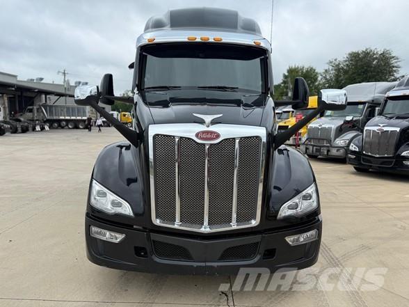 Peterbilt 579 Тягачі