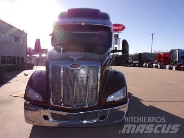 Peterbilt 579 Тягачі