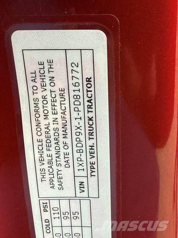 Peterbilt 579 Тягачі