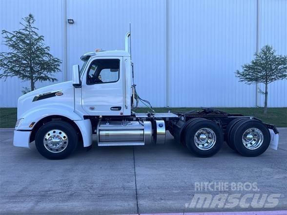 Peterbilt 579 Тягачі
