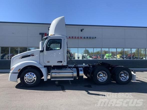 Peterbilt 579 Тягачі