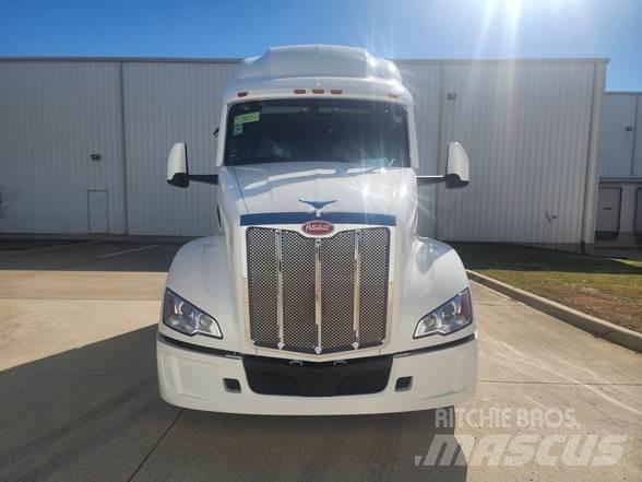 Peterbilt 579 Тягачі