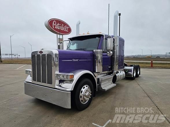 Peterbilt 589 Тягачі