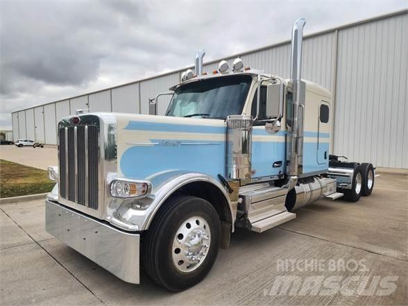 Peterbilt 589 Тягачі