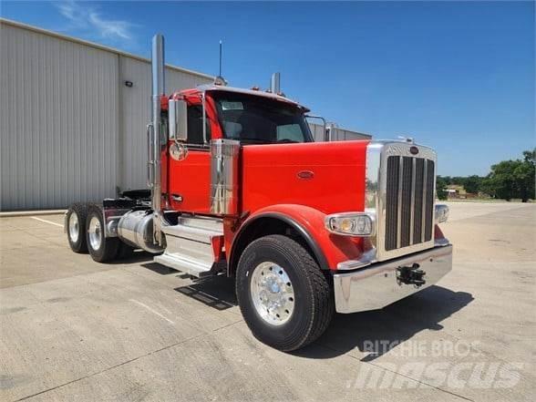 Peterbilt 589 Тягачі