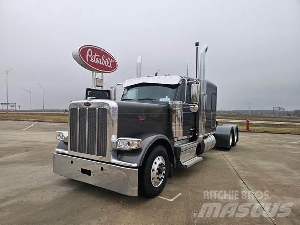 Peterbilt 589 Тягачі