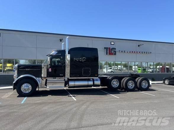 Peterbilt 589 Тягачі