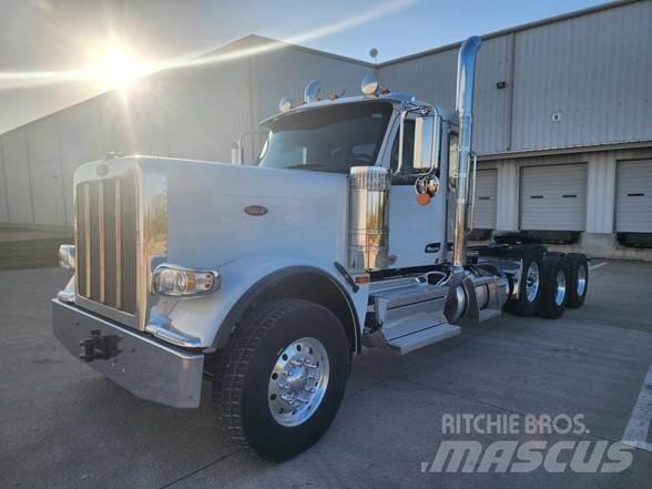 Peterbilt 589 Тягачі