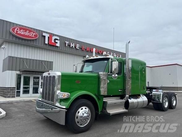 Peterbilt 589 Тягачі