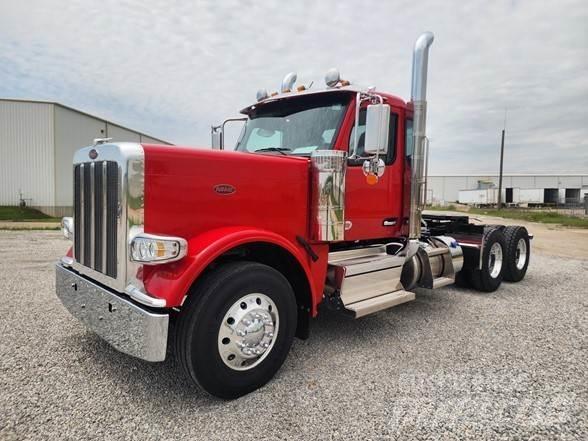 Peterbilt 589 Тягачі
