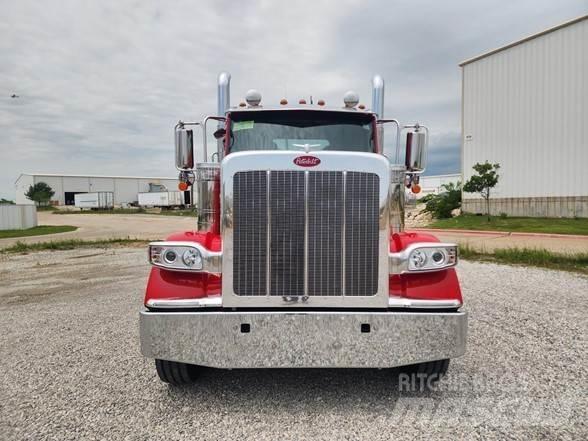 Peterbilt 589 Тягачі