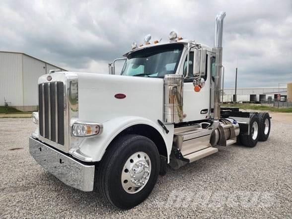 Peterbilt 589 Тягачі