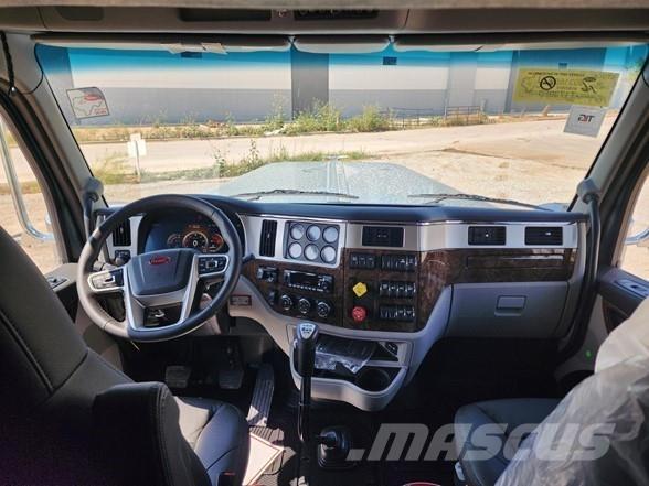 Peterbilt 589 Тягачі