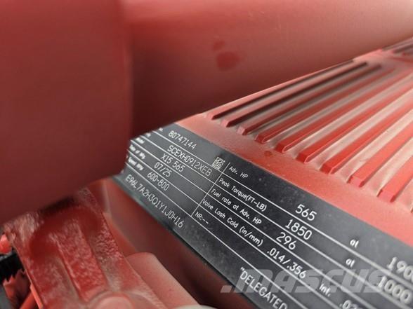 Peterbilt 589 Тягачі