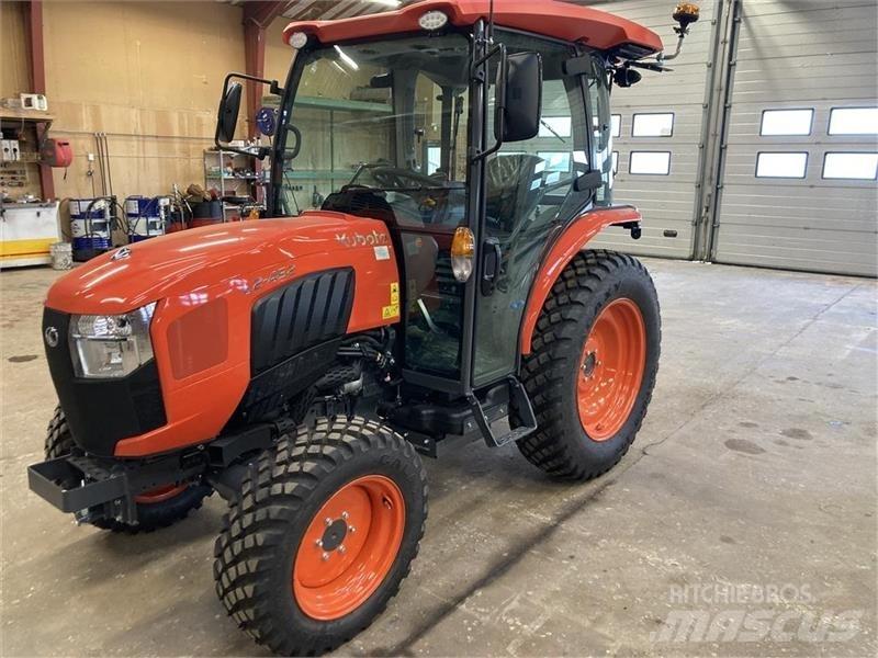 Kubota L2-452 Трактори
