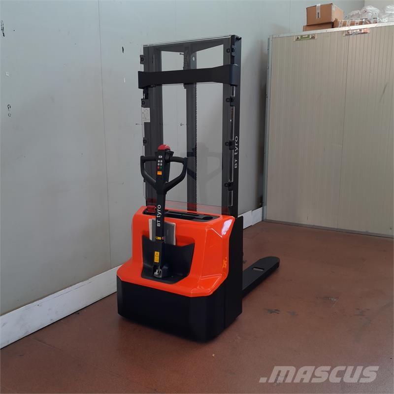 BT SHE100 Ручні штабелери