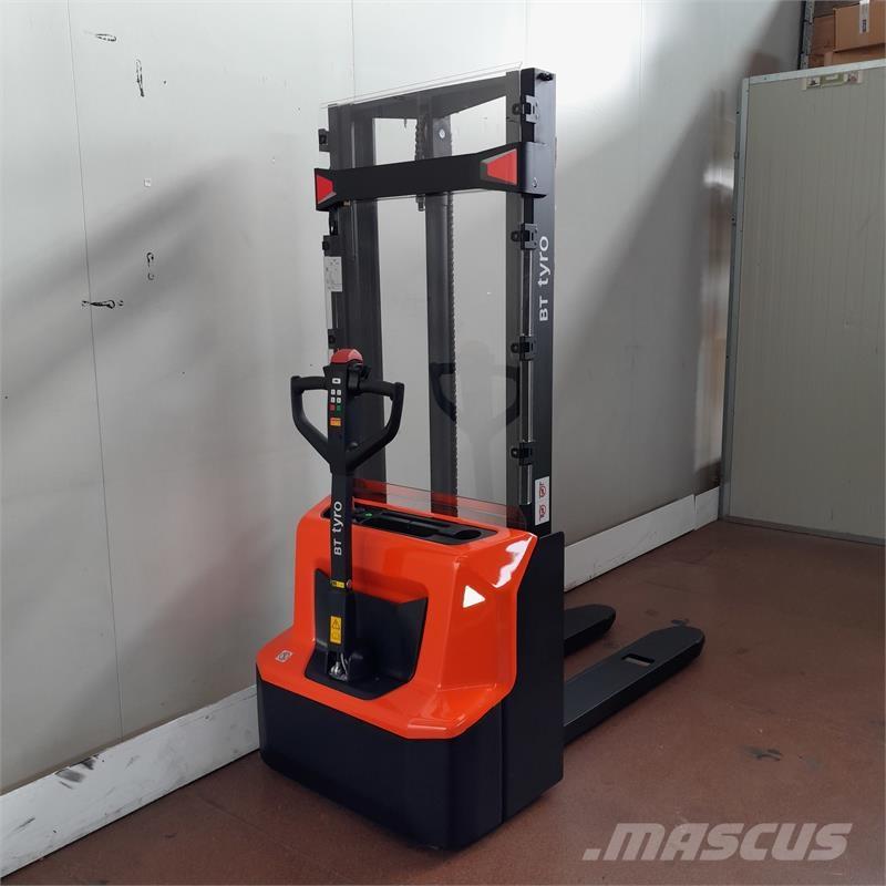 BT SHE100 Ручні штабелери