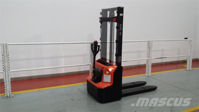 BT SHE100 Ручні штабелери