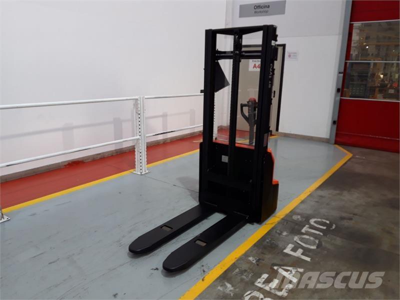 BT SHE100 Ручні штабелери