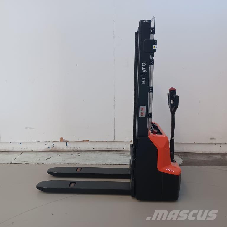 BT SHE100 Ручні штабелери