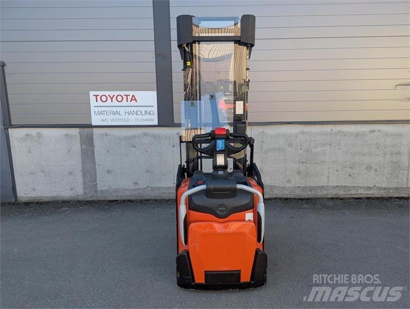 BT SPE160 Ручний візок