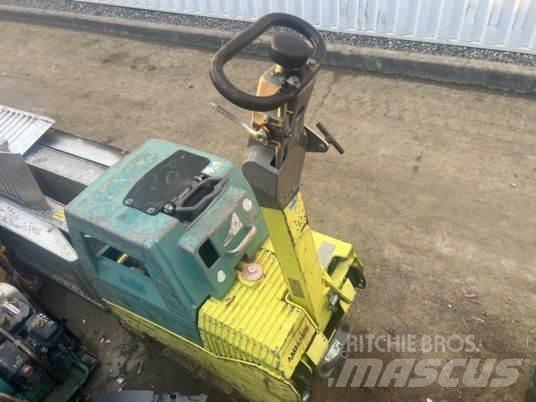 Ammann APH11095 Віброплити та вібротрамбовки