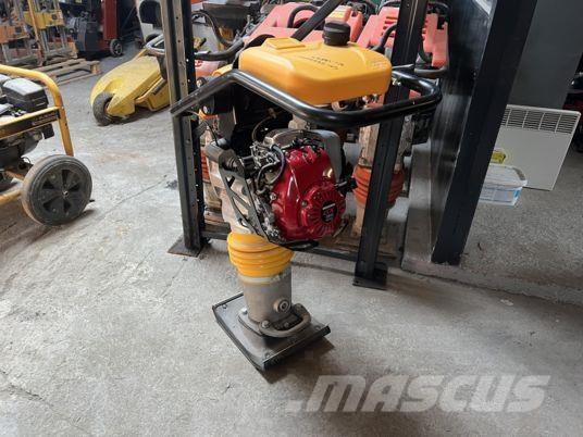  ENARCO PH60H Віброплити та вібротрамбовки