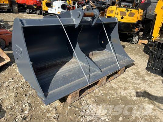  Godet 1M80 - axe 65 mm Ковші