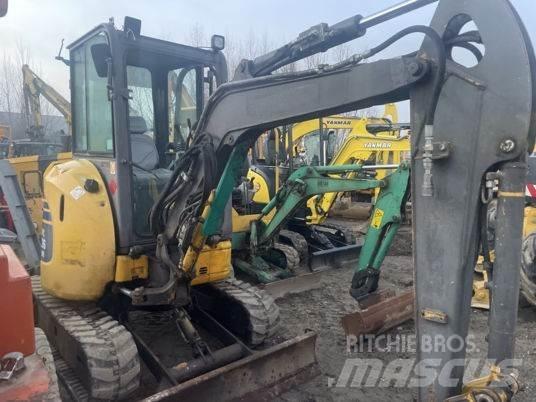 Komatsu PC26MR-3 Міні-екскаватори < 7т