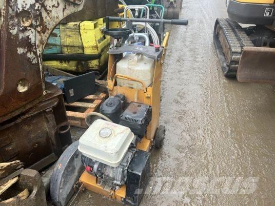  Scie à sol HUSQVARNA Інше обладнання